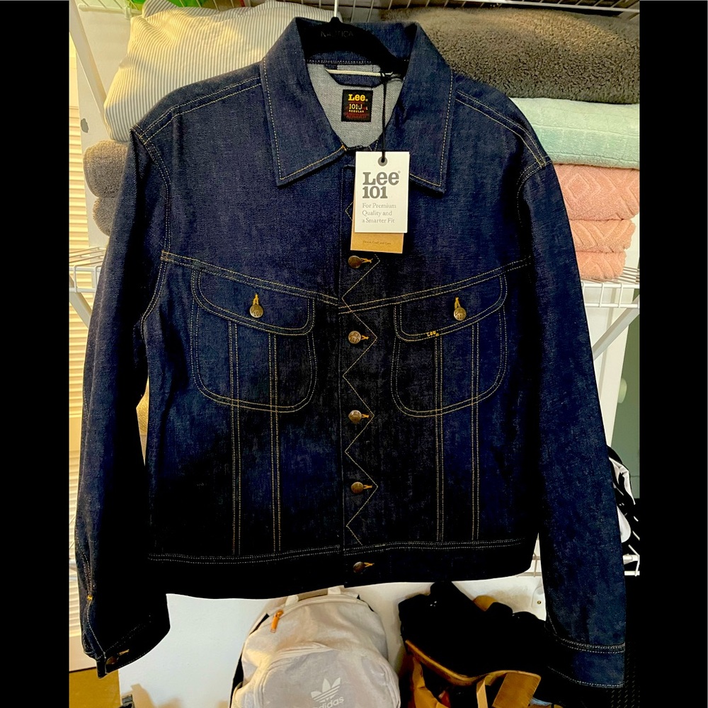 Lee 101 jean jacket Size L Brand new with tags